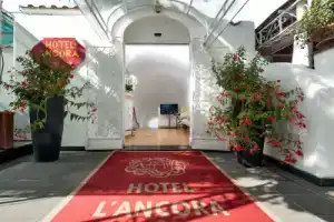 Hotel «L'Ancora», Позитано