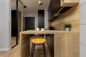 Studio Near Manufaktura Łódź by Renters, Лодзь