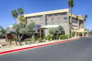 Отель «DoubleTree by Hilton Phoenix North», Финикс