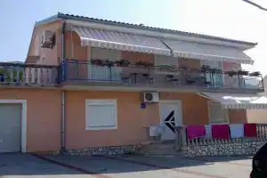 Apartments Bionda Senj, Сень