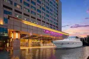 Crowne Plaza Shanghai Noah Square, An Ihg Hotel, Шанхай