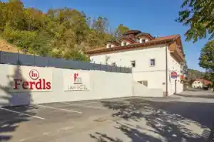 i Am Hotel Ferdls, Грац
