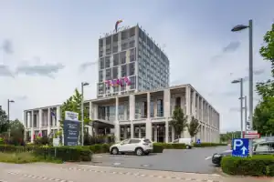 Van der Valk Airporthotel Düsseldorf, Дюссельдорф