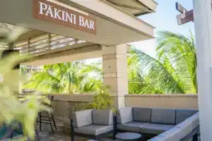 Embassy Suites by Hilton Waikiki Beach Walk, Гонолулу