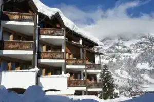 Hotel «Arena - Guesthouse», Флимс