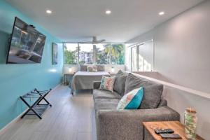 Canal-front Condo: Walk to Downtown Ft Lauderdale!, Форт-Лодердейл