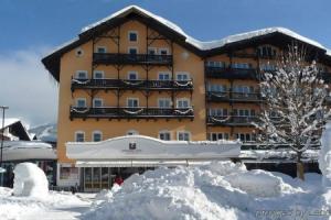 Krumers Post Hotel & Spa, Зеефельд