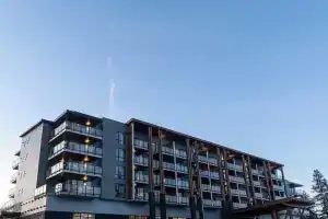 Naturally Pacific Resort, Кэмпбелл-Ривер