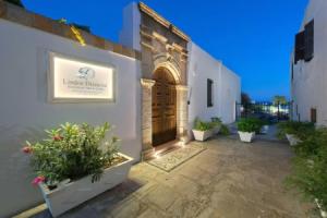Luxury Rhodes Villa Diamond Villa Hot Tub Beautiful Terrace 3 BDR Lindos, Линдос