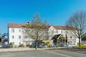 b&b hôTel Limoges 1, Лимож