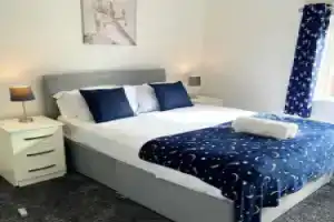 Birmingham Blissful Retreat - 4 Bedroom, Бирмингем