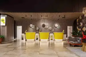 Yello Hotel Harmoni, Джакарта