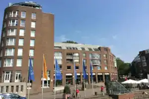 Düsseldorf City Center Apartment am Rhein, Дюссельдорф