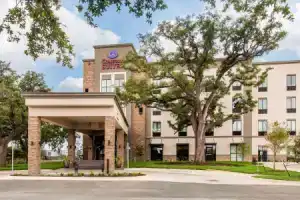 Отель «Comfort Suites - South Austin», Остин
