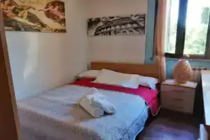 Villa Sleeps 6 With Garden and Gym, Остия-Антика