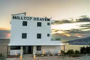 Hilltop Heaven Hotel, Саранда