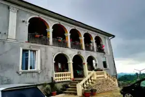 Гостевой дом «Old House Korolistavi», Батуми