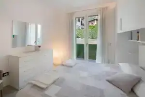 Appartamento Zerboni C1, Оссуччо