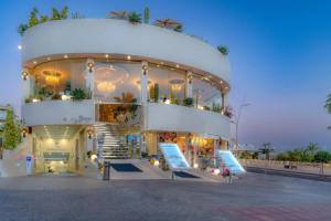 Отель «Lani's Suites de Luxe - Adults Only», Пуэрто-дель-Кармен