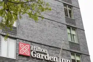 Отель «Hilton Garden Inn Long Island City», Куинс