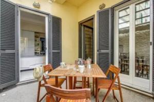 Seaside Modern Apartment close to Rome, Ладисполи