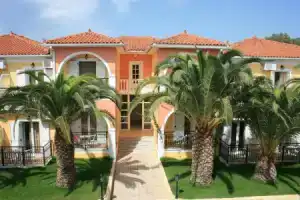 Metaxa Hotel, Каламакион