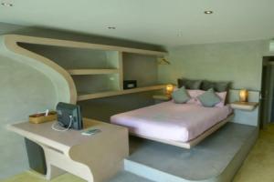 Le Divine Comedie Beach Resort, Баан Тай