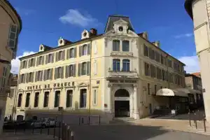 Отель «Hôtel de France», Ош