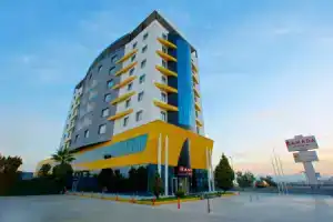 Отель «Ramada By Wyndham Soma», Бергама