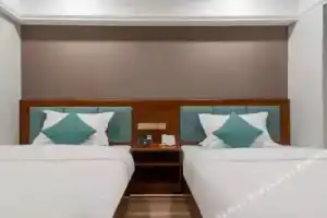Jingfeiman Hot Spring Hotel, Куньмин