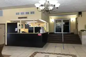 Lombardy Inn Hotel, Майами Бич