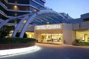 Hotel «Croatia», Цавтат
