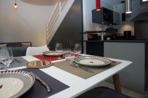 Duplex w/garage near lake and Annecy downtown, Анси