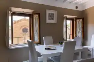 Modern Apartment, Сан-Джиминьяно