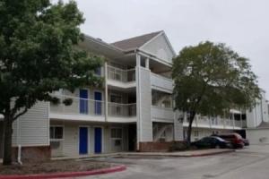Отель «Intown Suites Extended Stay San Antonio Tx- Perrin Beitel Road», Сан-Антонио