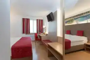 Hotel «Vorab - Kulinarische Vielfalt», Флимс