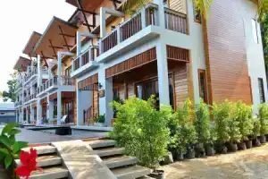 Lanta Miami Resort, Остров Ланта