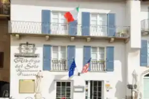 Отель «Albergo Del Sole», Варенна