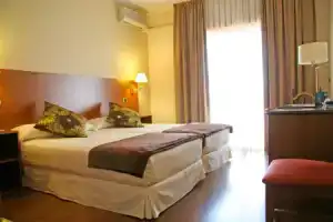 Oca Ipanema Hotel, Виго