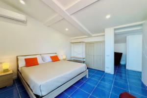 YourHome - La Famiglia Apartment, Мета