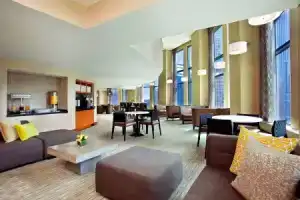 Отель «Sheraton Grand Chicago», Чикаго