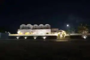 Iliada Hotel, Периволос