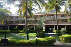 Royal Orchid Resort & Convention Centre, Yelahanka Bangalore, Бангалор
