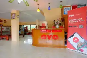 OYO 588 Rose In Mansion, Транг