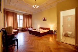 Hotel «Pension Bernstein am Kurfürstendamm», Берлин