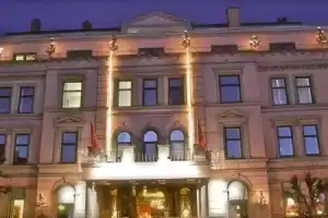 Thon Hotel Høyers, Шиен
