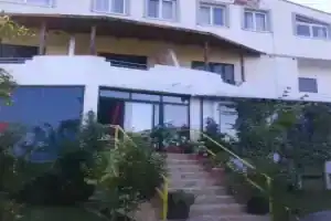 Отель «Joni Restaurant», Поградец