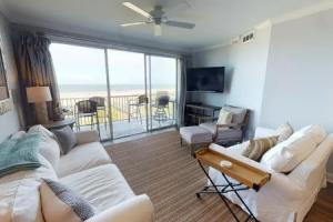 Beach House 2 by Tybee Vacation Rentals, Тиби-Айленд