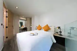 Naiharn Loft near Beach UTL B325, Най Харн