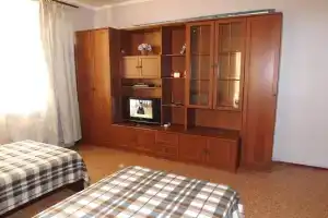 Na Bolshoy Akademicheskoy Apartment, Москва